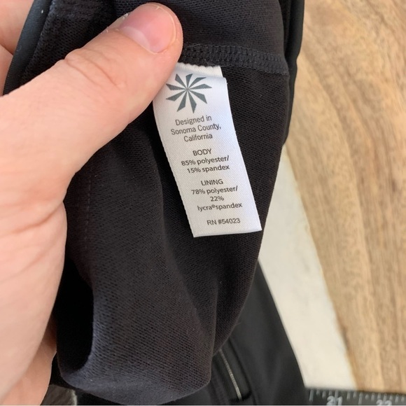 Athleta Black Tight High Rise Leggings Size XS - Picture 8 of 10